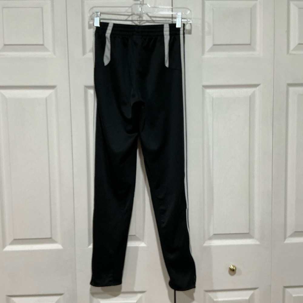 🤎 Adidas Black and White Pants - Youth Large - Picture 5 of 8